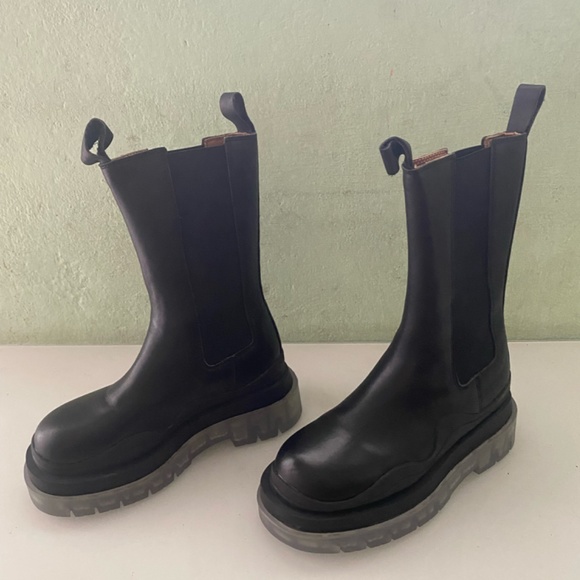 Ducie London Piper Chelsea Boots, New! - Picture 2 of 3